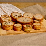 Taylors Bakery, Leigh